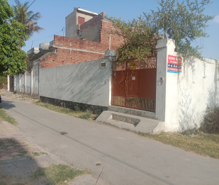 Available plot in 2436 sq.ft. in Vrindavan Colony, Chitaipur , Varanasi